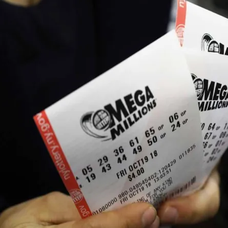 أمريكي يفوز بربع مليون دولار من اليانصيب بصدفة غريبة!