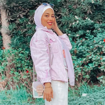 جاكيت جينز ملون للمحجبات