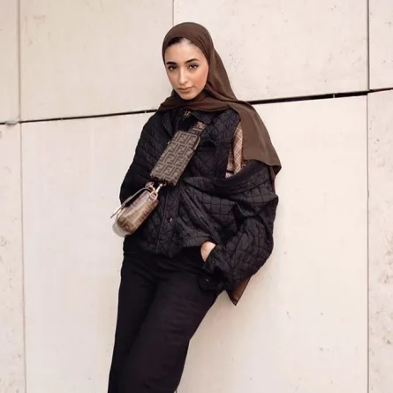 أحدث إطلالات مونوكروم للمحجبات