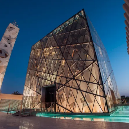 "كابسارك" كنز معماري سعودي من إبداع زها حديد