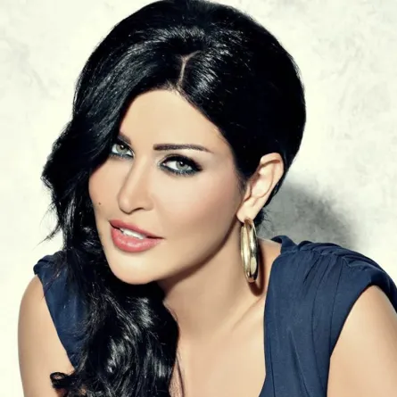 جومانا مراد تتعرض للتنمر بسبب "العنوسة"