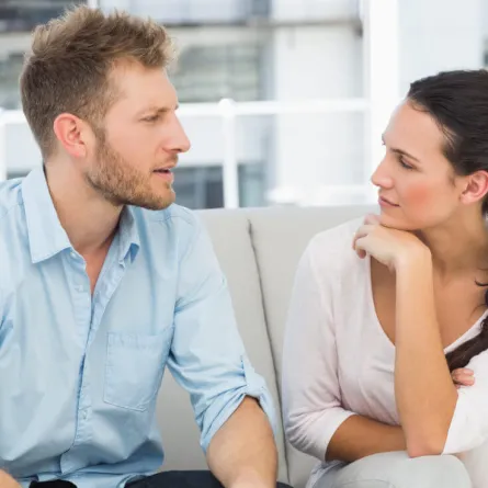 هذه علامات غياب إهتمام الزوج بزوجته!