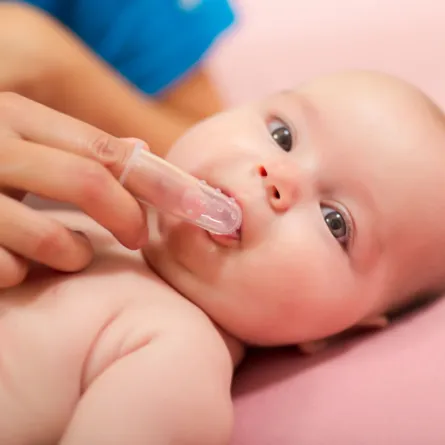 أسباب فطريات الفم عند الرضع 