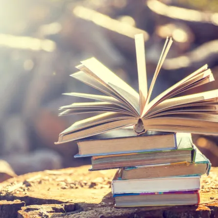 اليوم العالمي للشعر 2021