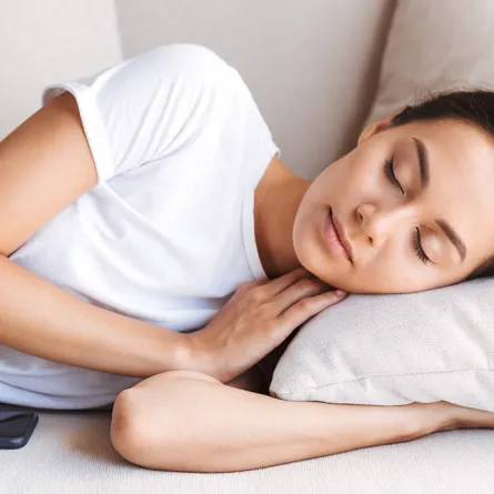 للشباب عدد محدد من ساعات النوم..فهل تعرفونها؟