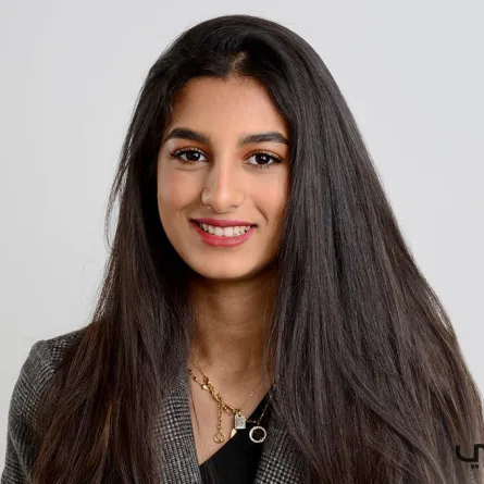 بسيمة حجار بطلة الفيلم السعودي "سيدة البحر": أسعى للوصول إلى هوليوود وأسرتي تدعمني