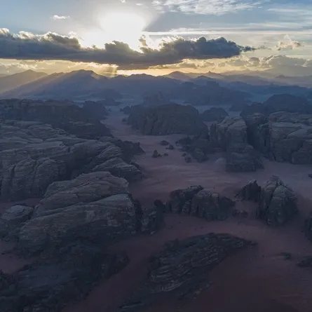 فوتوغرافي سعودي ينشر "تبوك" للعالم!