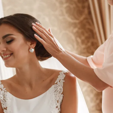 سيروم سريع لتنعيم شعر العروس