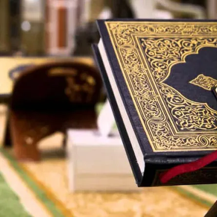 استعداداً لشهر رمضان.. تزويد الحرمين الشريفين بـ150 ألفًا من المصحف الشريف