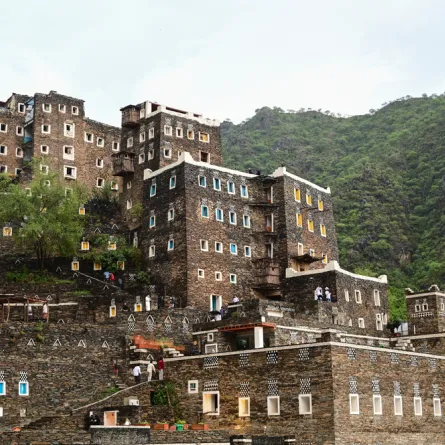 أهم الأنشطة السياحية في رجال ألمع