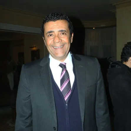 شريف خير الله يتلقى عرضا للعمل سائق تاكسي: لما أموت زغردوا