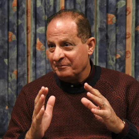 حقيقة تدهور الوضع الصحي لهاني مهنا ونقله إلى العناية المركزة