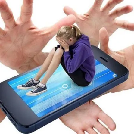 شؤون الأسرة السعودي يحدد أنواع وأساليب التنمر الإلكتروني التي توجه الأطفال