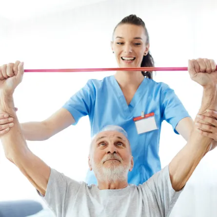 اليوم العالمي لمرض باركنسون: تمارين مكثفة تُبطئ من تطوره!