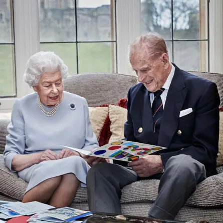  الأمير فيليب زوج ملكة بريطانيا إليزابيث الثانية يفارق الحياة عن 99 عاماً