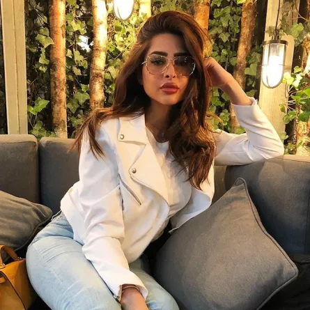 أفكار لتنسيق صيحة الدنيم من وحي فوز الفهد 