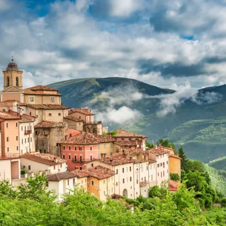 السفر إلى إيطاليا: أومبريا وجهة جذابة لعشاق التصوير 