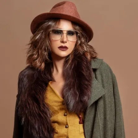 شاهدي كيف بدت النجمات بالقبّعات