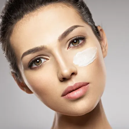 طرق سهلة وفعالة لترطيب البشرة في رمضان