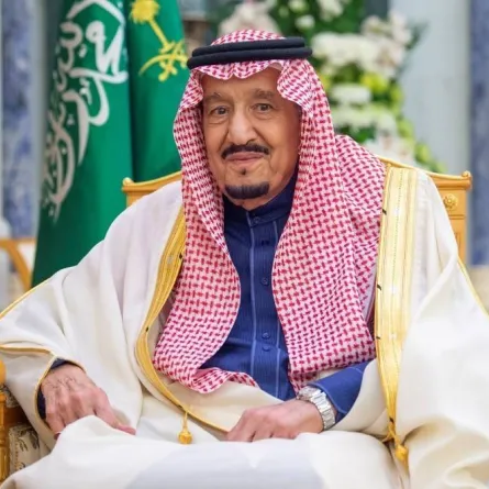 الملك سلمان يوجه بنقل التوأم السيامي اليمني يوسف وياسين إلى الرياض