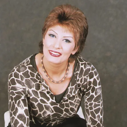 شاهد سماح أنور سعيدة بالعزوبية: بانام براحتي