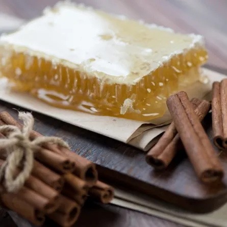 فوائد القرفة مع العسل ثمينة للغاية!