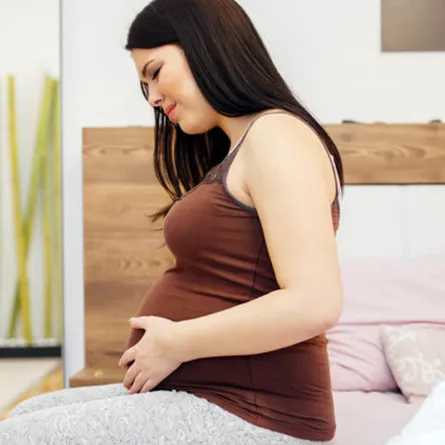 أسباب تمنع الحامل من صيام رمضان