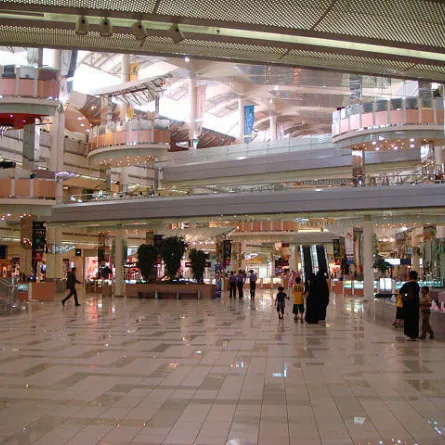 وزارة التجارة تدعو للتسوق في أوقات مختلفة خارج وقت الذروة