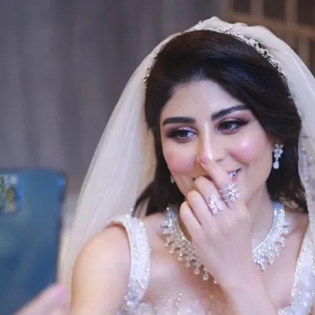 زارا البلوشي تتصدَّر «تويتر» بتفاصيل طلاقها مقابل سيارة 