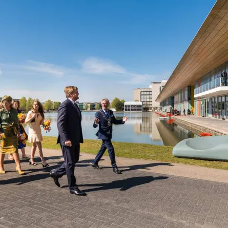 العائلة المالكة الهولندية تخطو نحو مستقبل الرعاية الصحية احتفالاً بعيد ميلاد الملك