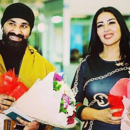 بالفيديو: أحمد سعد لا يمانع إحياء حفل زفاف سمية الخشاب على محمد رمضان