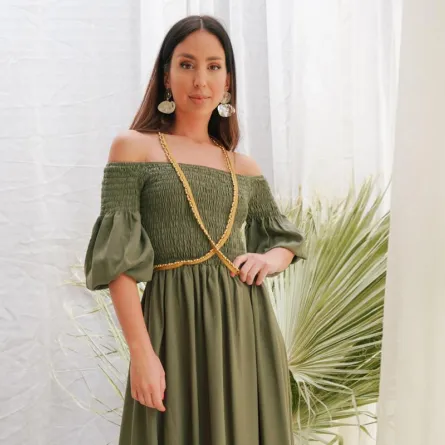 فستان من المصممة هبه فراش