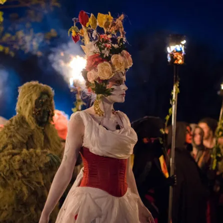 مهرجان بالتان يتحول لأمسية شعرية على الإنترنت بسبب كورونا