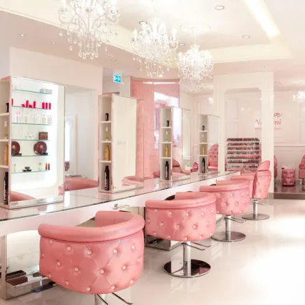 في السعودية تعديلات جديدة على البروتوكولات الاحترازية الخاصة بصالونات التجميل