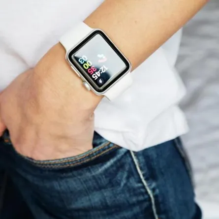 مستشعرات جديدة في Apple Watch لمراقبة معدل السكر في الدم