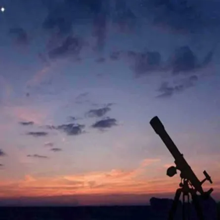 تعذر رؤية هلال شوال في السعودية .. وترقب لقرار المحكمة العليا 