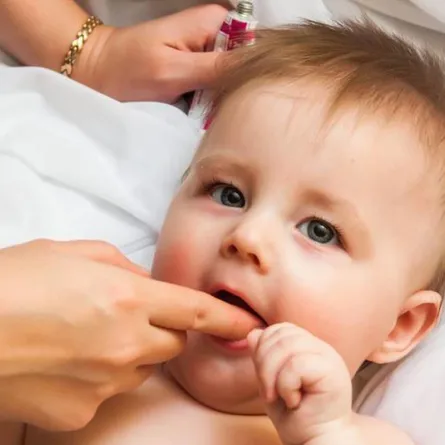 كيفية تخفيف آلام تسنين الأطفال