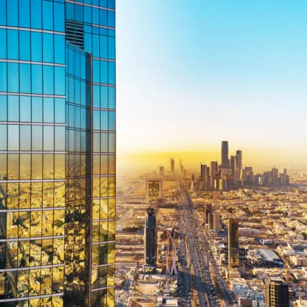 وزارة الموارد البشرية توضح كيفية احتساب تداخل الإجازات