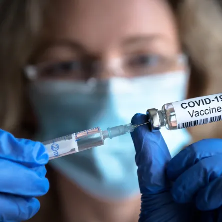 لقاح كورونا.. هل صحيح أنه يسبب العقم؟