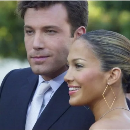 جينيفر لوبيز تحضر أغاني جديدة وسط أنباء عن عودتها لـ بن أفليك