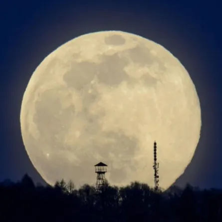 سماء يوم الأربعاء تشهد ظاهرة القمر العملاق بعد عامين