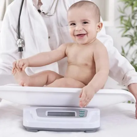 علامات زيادة وزن الرضيع