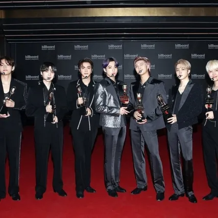 إنجازات بارزة في حفل توزيع جوائز بيلبورد الموسيقية لعام 2021