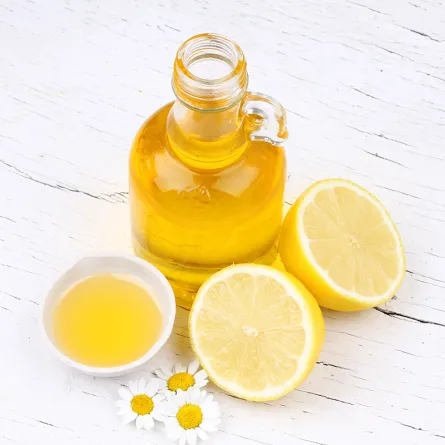 فوائد الليمون مع زيت الزيتون.. هل فكرتِ بها؟