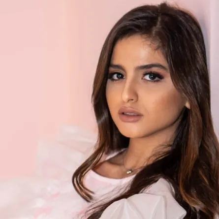 منى السابر تفجر مفاجأة جديدة بشأن نزاعها مع ابنتها حلا الترك