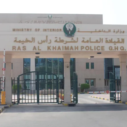 شرطة رأس الخيمة تُطلق حملة "حماية الطفل" للتوعية بالأخلاق الحميدة 