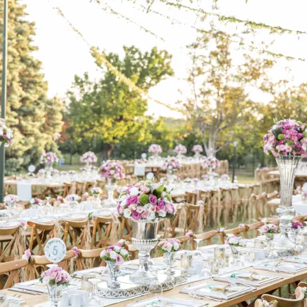 موضة ديكور الأعراس في الحدائق الخارجية