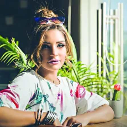 مرام البلوشي في العناية المركزة.. والفنانون يتمنون لها الشفاء