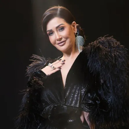 غادة عبد الرازق بالفيديو: أحلف على المصحف أن عمري 50 سنة فقط