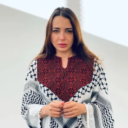 ساندي تطلق ديو عالمي مع الكندي كارل وولف